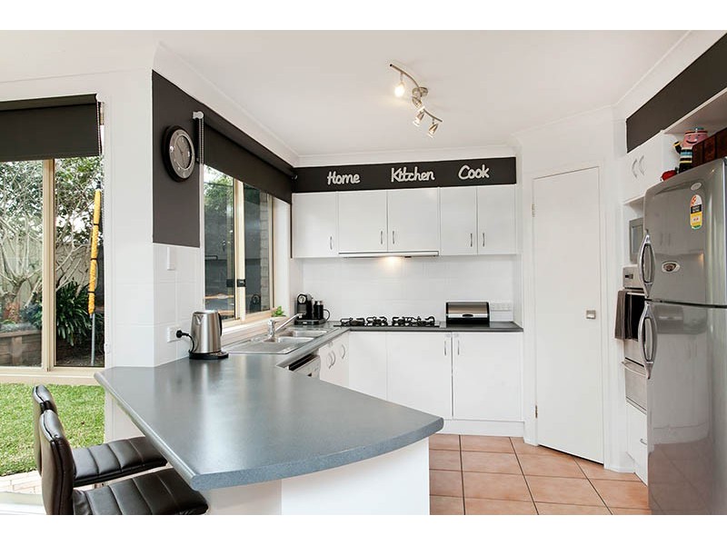 8 Sovereign Court, Shell Cove NSW 2529