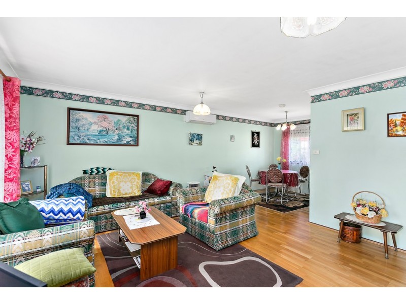 1 Birra Drive, Oak Flats NSW 2529