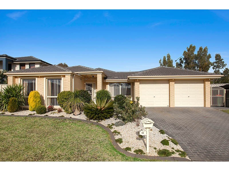 16 Mood Circuit, Albion Park NSW 2527