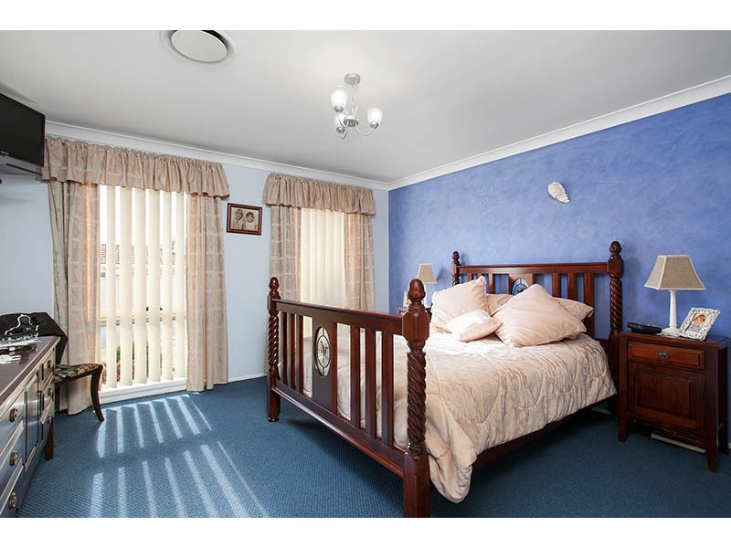 16 Mood Circuit, Albion Park NSW 2527