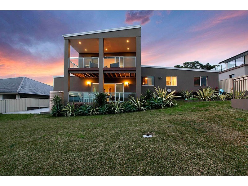 49 Albatross Drive, Blackbutt NSW 2529