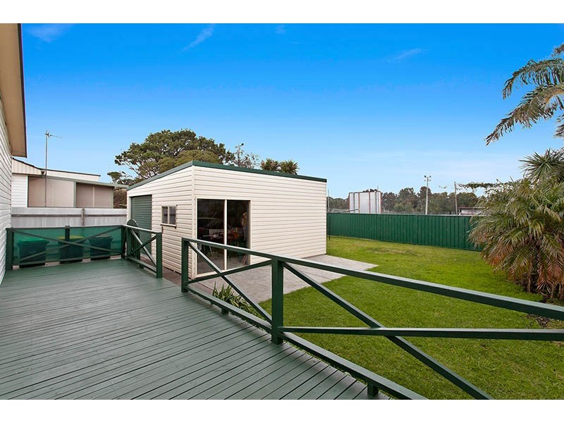 7 Stephanie Avenue, Warilla NSW 2528