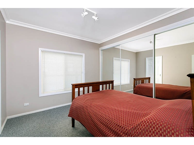 7 Stephanie Avenue, Warilla NSW 2528