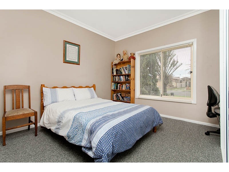 7 Stephanie Avenue, Warilla NSW 2528