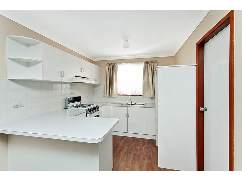 8/5 Madden Street, Oak Flats NSW 2529