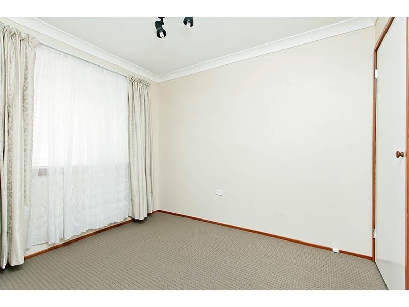 8/5 Madden Street, Oak Flats NSW 2529