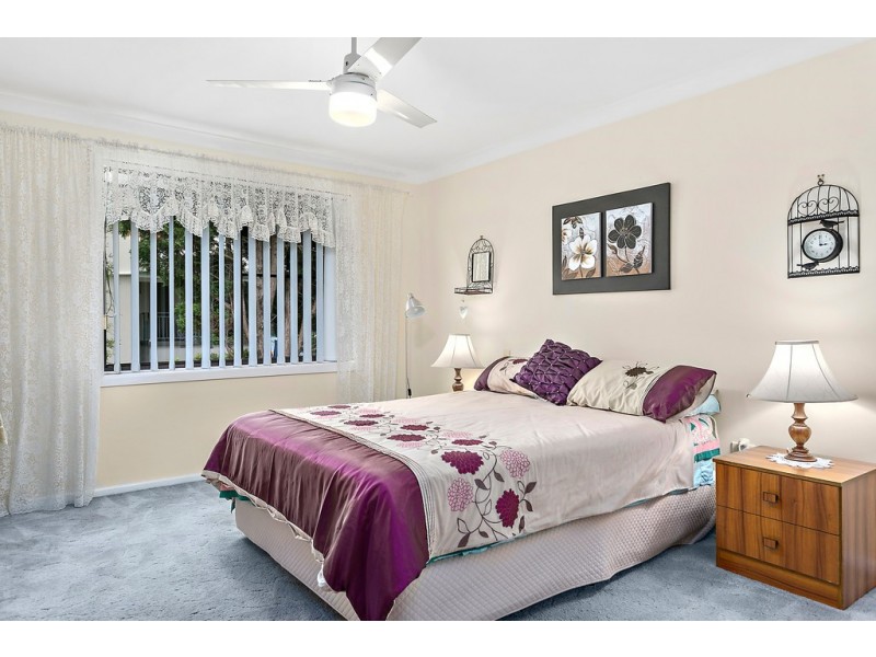 84 Madigan Boulevarde, Mount Warrigal NSW 2528