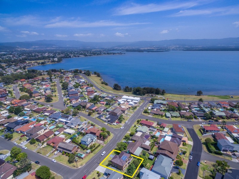 84 Madigan Boulevarde, Mount Warrigal NSW 2528