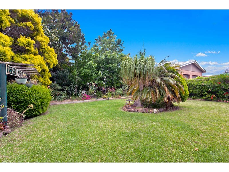 40 Griffiths Street, Oak Flats NSW 2529