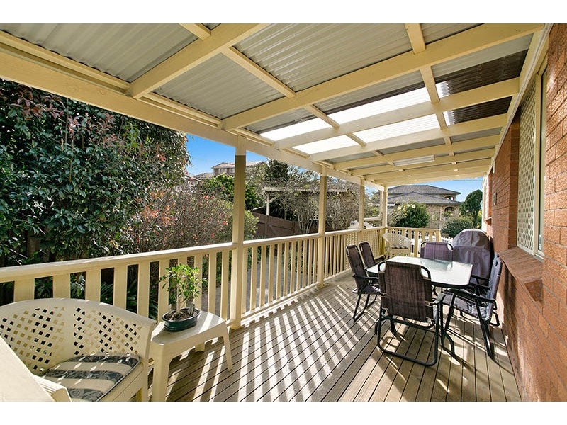 1 Monckton Avenue, Mount Warrigal NSW 2528