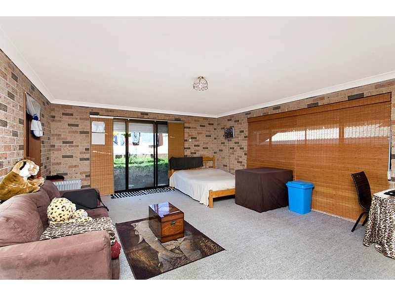 24 Allinga Drive, Oak Flats NSW 2529