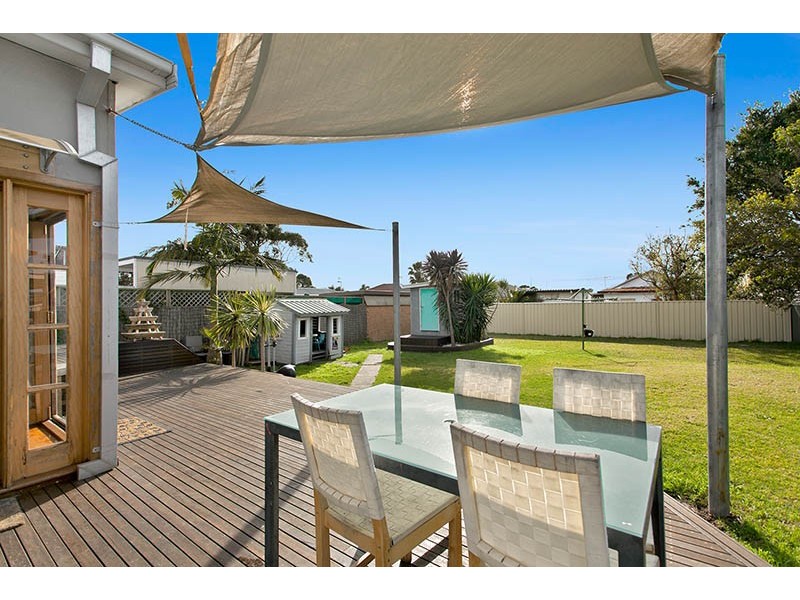 13 Edward Street, Barrack Heights NSW 2528