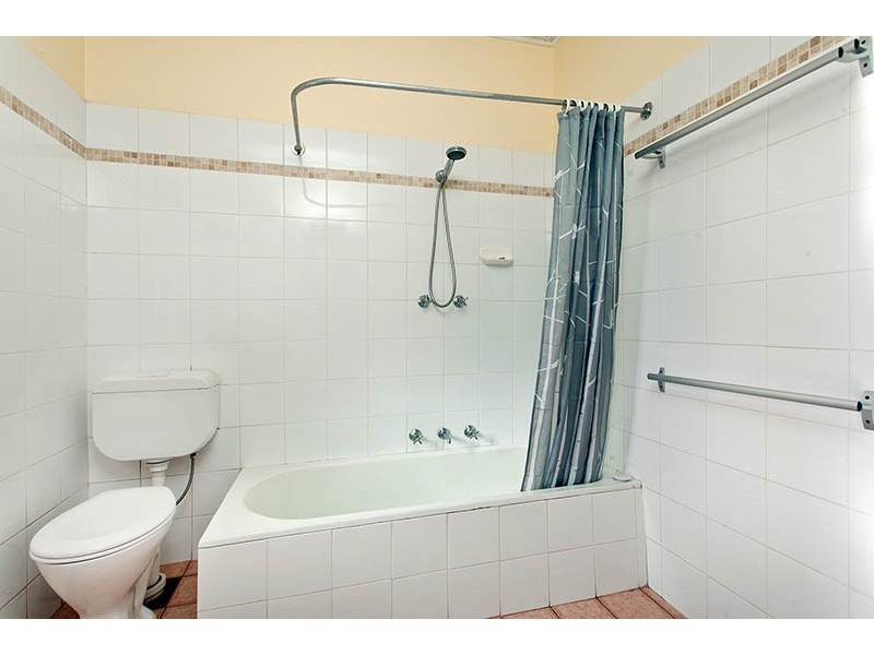 13 Edward Street, Barrack Heights NSW 2528