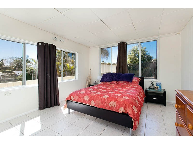 27 Ponsford Street, Warilla NSW 2528