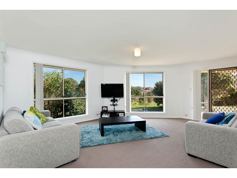 3/3 Baronda Close, Flinders NSW 2529