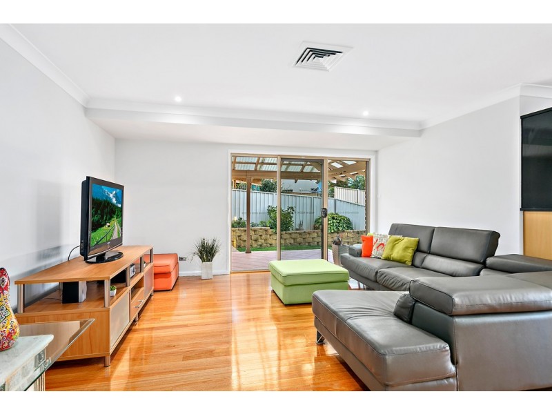 27 Dampier Crescent, Shell Cove NSW 2529