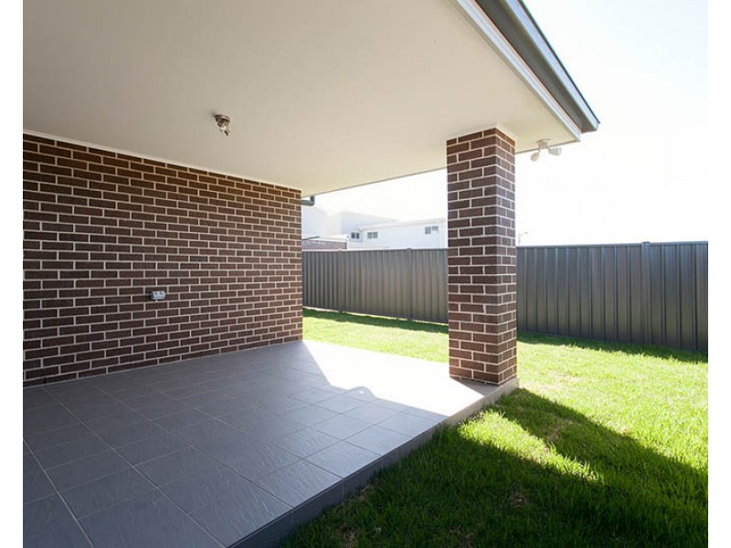 21 Sloop Avenue, Shell Cove NSW 2529