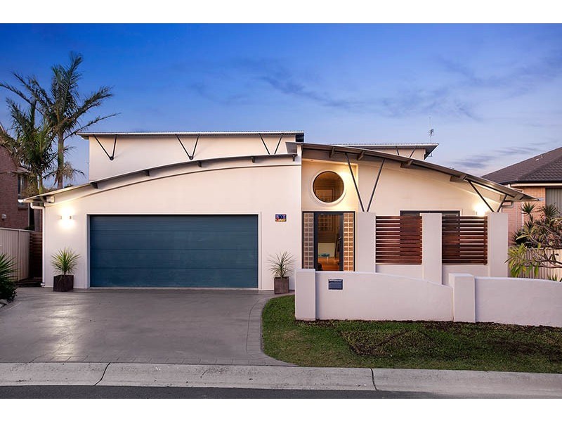 10 Houtman Avenue, Shell Cove NSW 2529