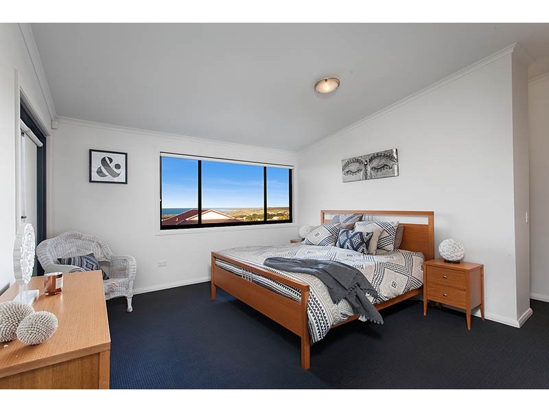 10 Houtman Avenue, Shell Cove NSW 2529