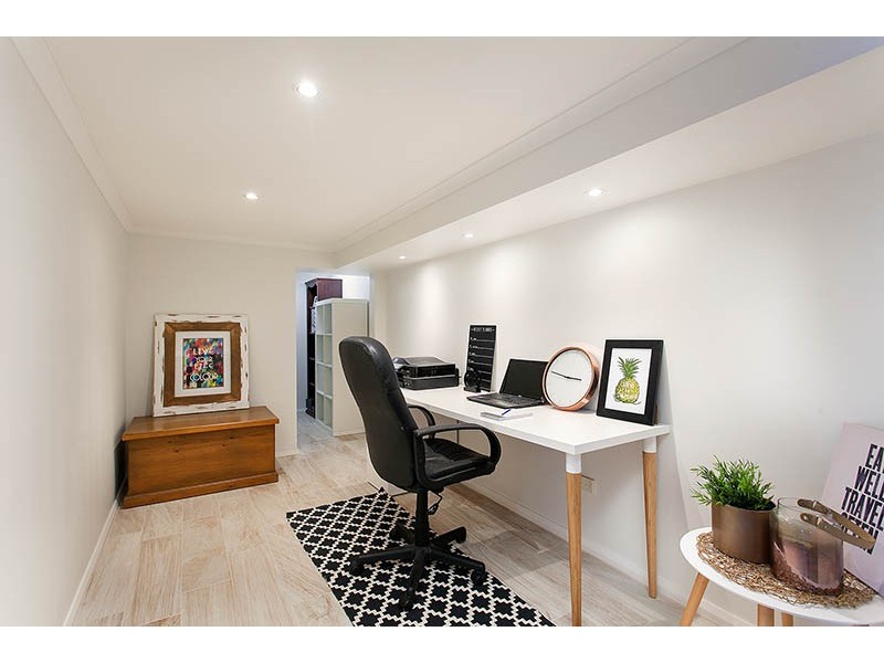 10 Houtman Avenue, Shell Cove NSW 2529