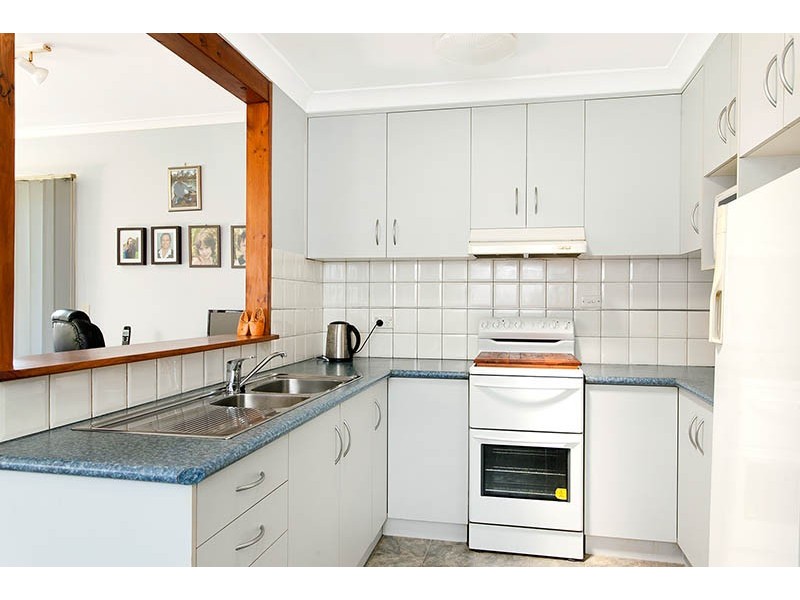 4 Thornett Street, Barrack Heights NSW 2528