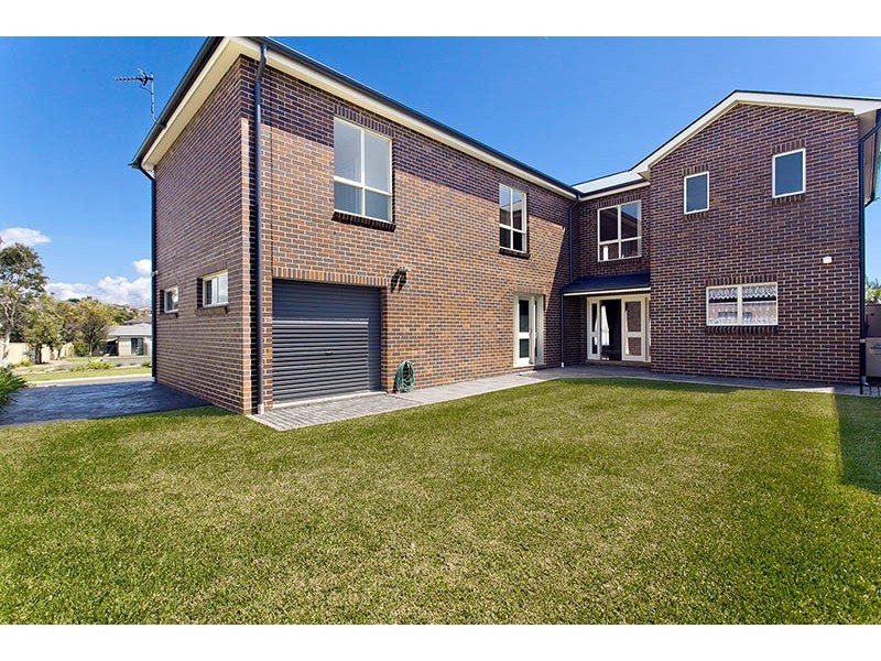 6 Hinchinbrook Drive, Shell Cove NSW 2529