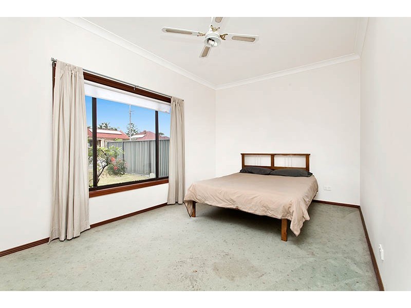 124 Osborne Parade, Warilla NSW 2528