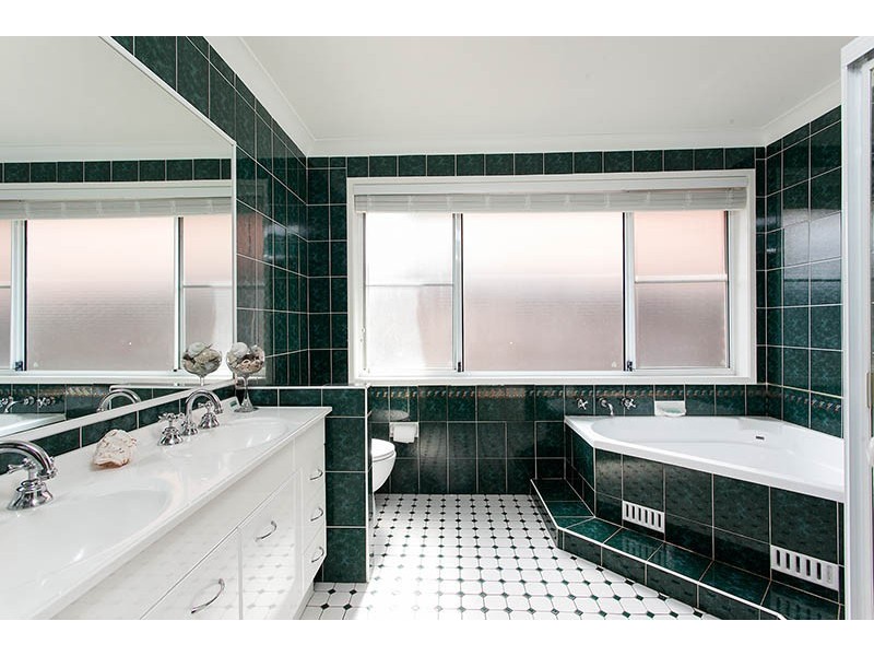 14 Borang Place, Flinders NSW 2529