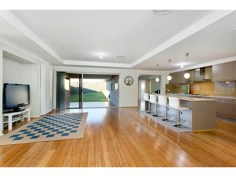 3 Glades Parkway, Shell Cove NSW 2529