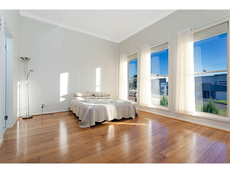 3 Glades Parkway, Shell Cove NSW 2529