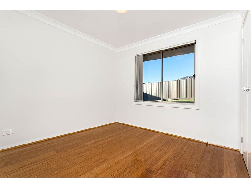 3 Glades Parkway, Shell Cove NSW 2529