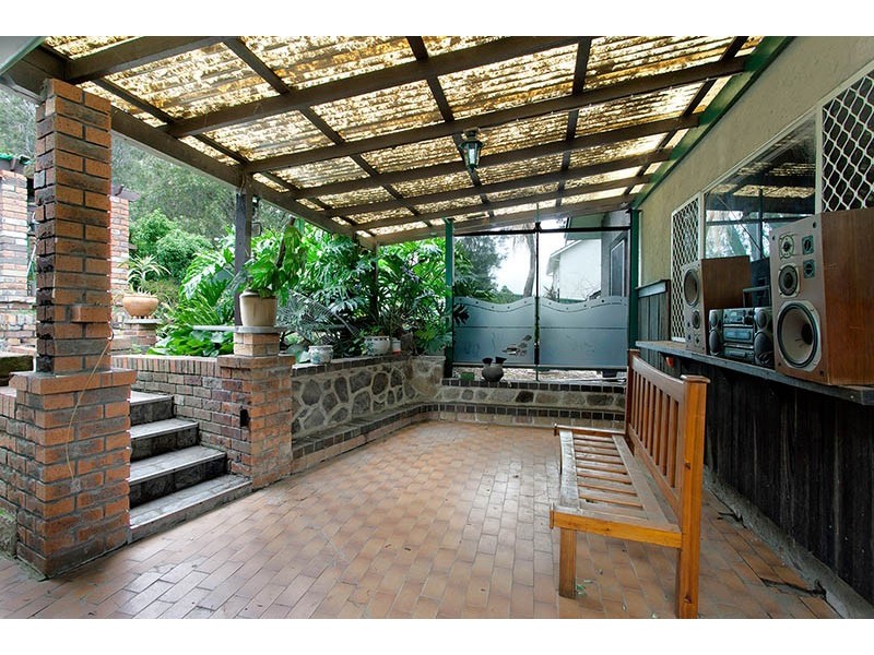 54 Lake Entrance, Oak Flats NSW 2529