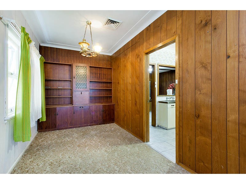 54 Lake Entrance, Oak Flats NSW 2529