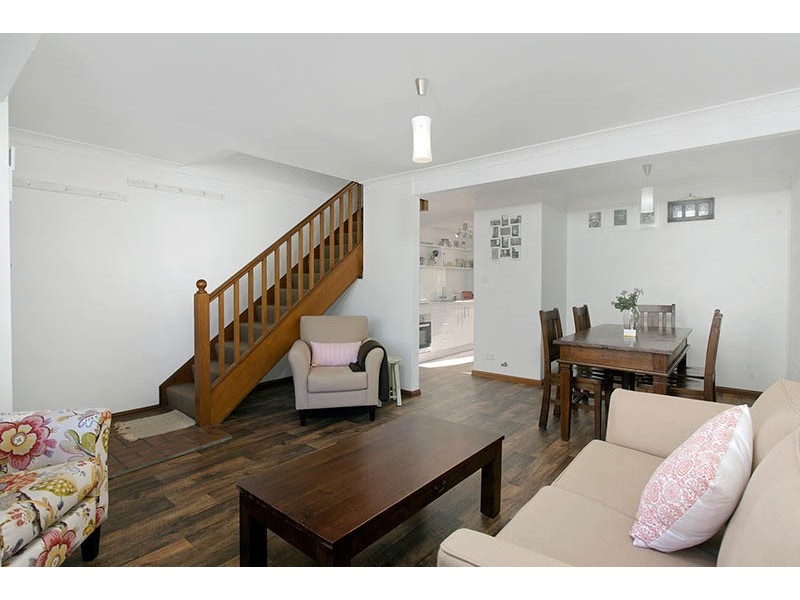 5/3 Commerce Drive, Lake Illawarra NSW 2528