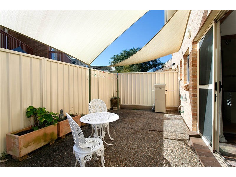 5/3 Commerce Drive, Lake Illawarra NSW 2528