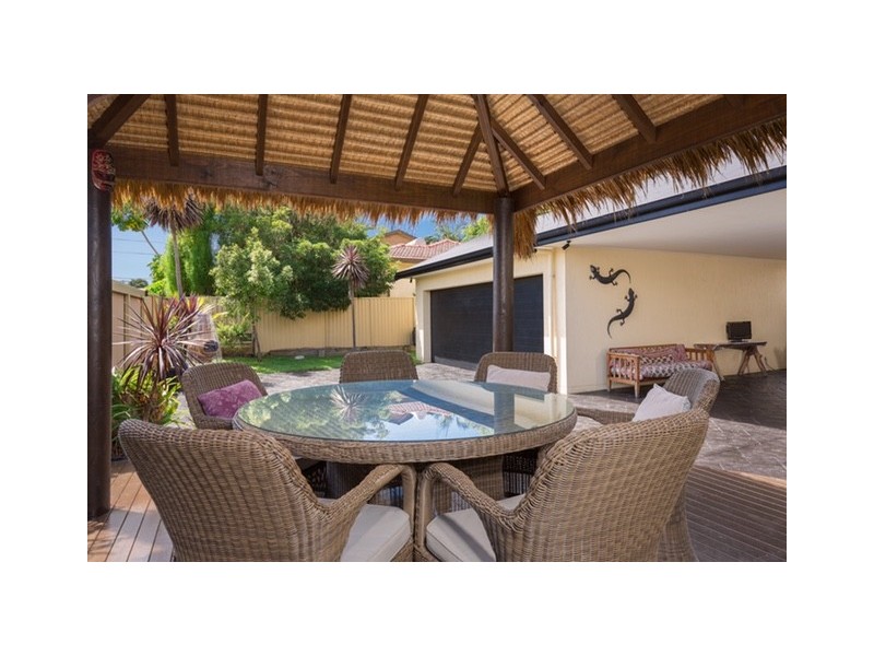 102 Central Avenue, Oak Flats NSW 2529