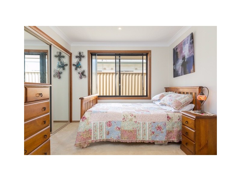 102 Central Avenue, Oak Flats NSW 2529