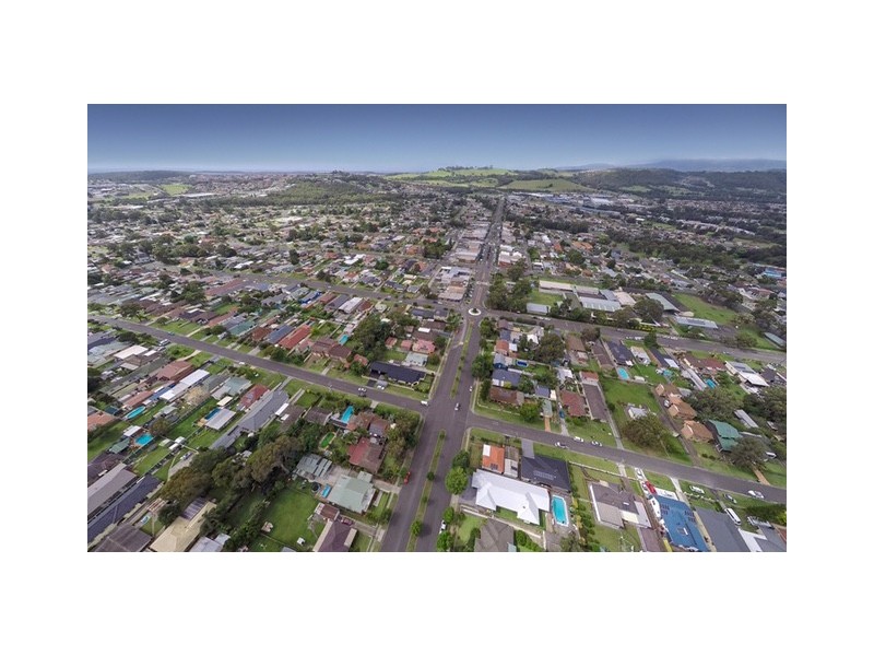 102 Central Avenue, Oak Flats NSW 2529