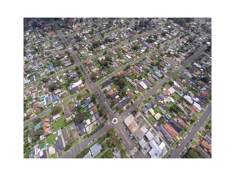 102 Central Avenue, Oak Flats NSW 2529