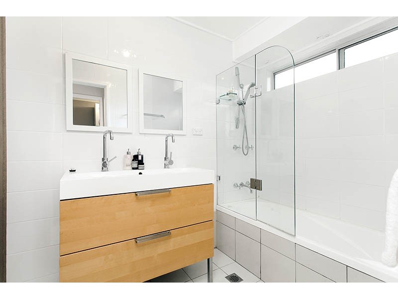 20 Arcadia Street, Warilla NSW 2528