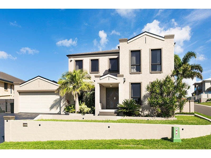 8 Solander Avenue, Shell Cove NSW 2529