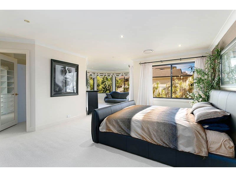 8 Solander Avenue, Shell Cove NSW 2529