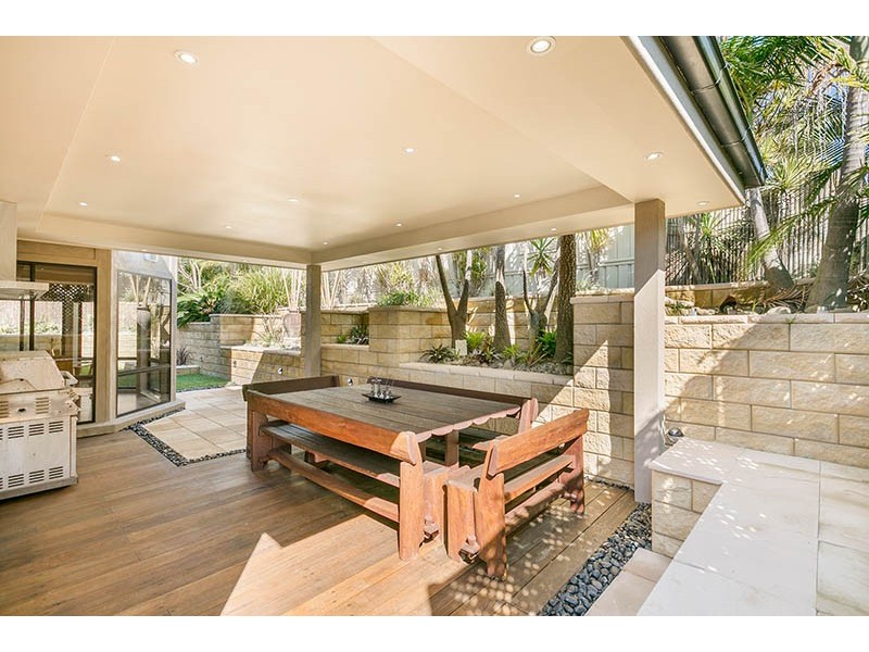 8 Solander Avenue, Shell Cove NSW 2529