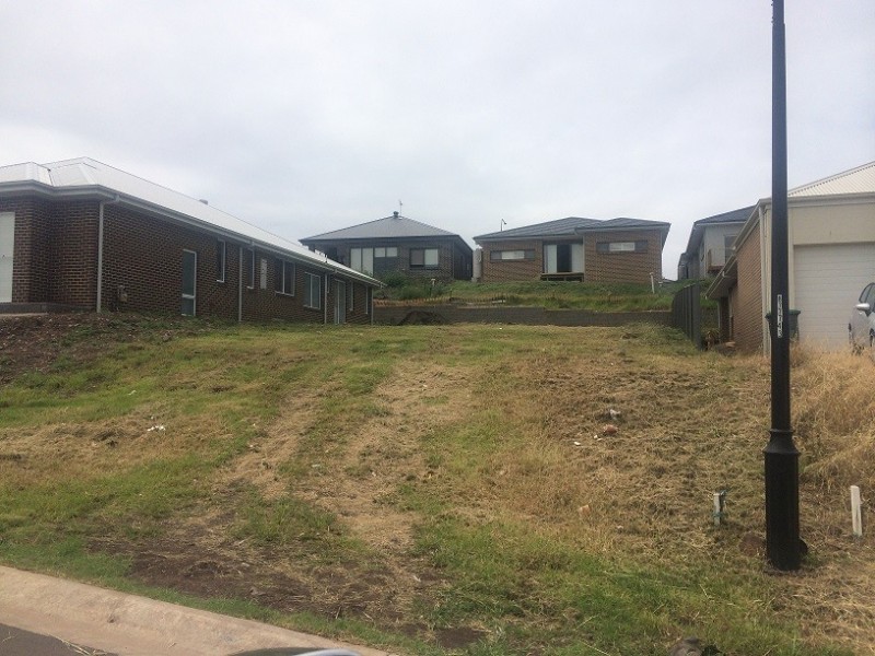 73 Elizabeth Circuit, Flinders NSW 2529