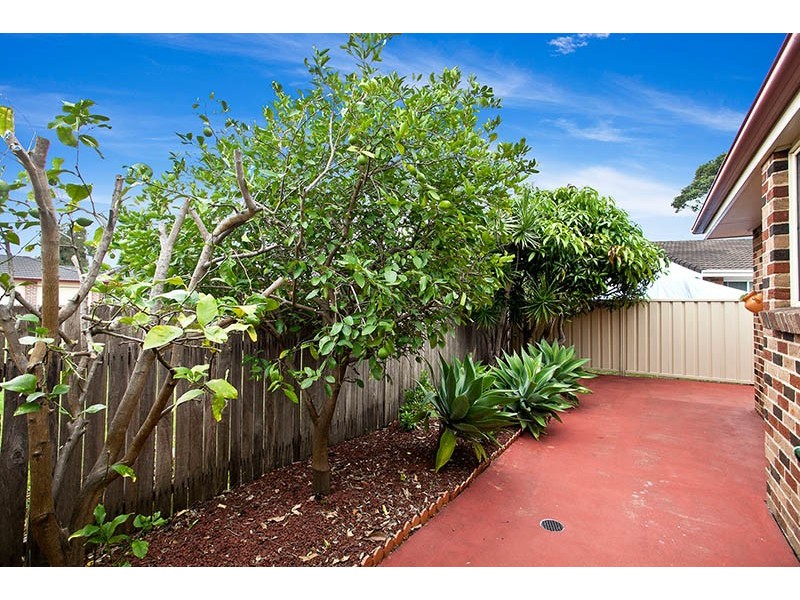 2/47 Bateman Avenue, Albion Park Rail NSW 2527