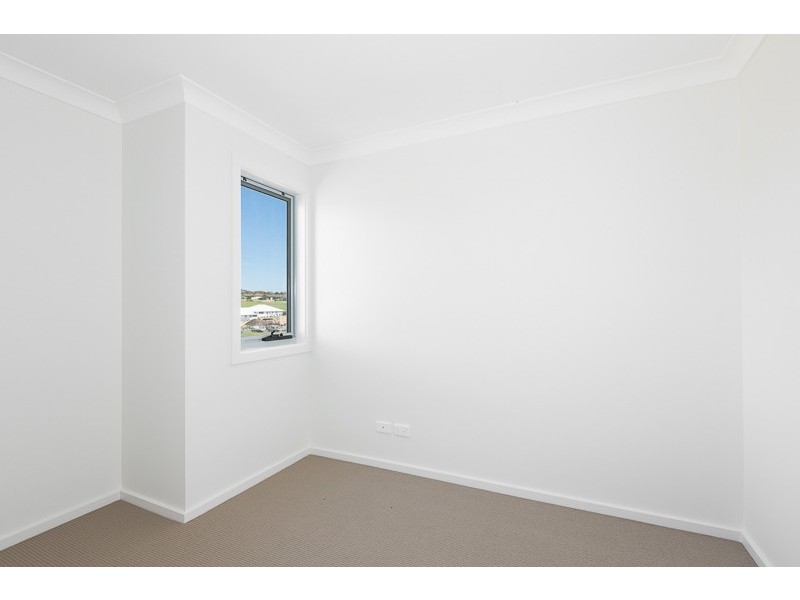 46 Elizabeth Circuit, Flinders NSW 2529