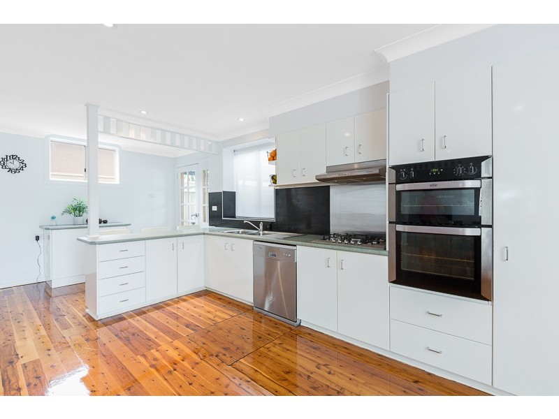 86 The Boulevarde, Oak Flats NSW 2529