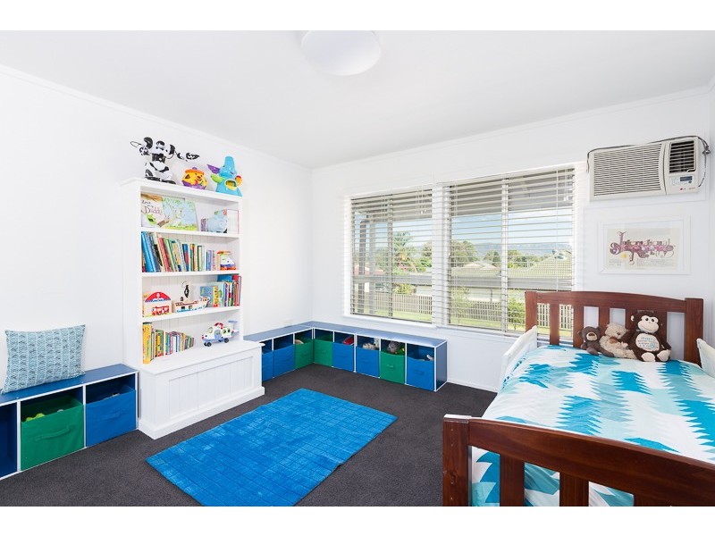 86 The Boulevarde, Oak Flats NSW 2529