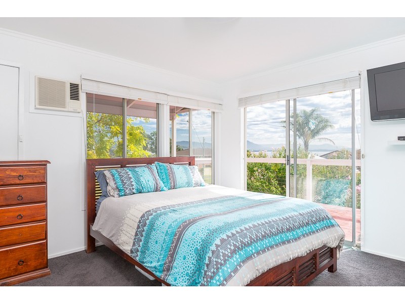 86 The Boulevarde, Oak Flats NSW 2529