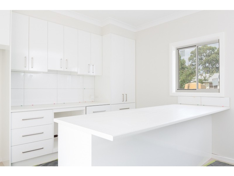 1/60 Kingston Street, Oak Flats NSW 2529